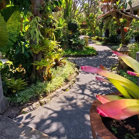 Hotel Flamboyan Kuta