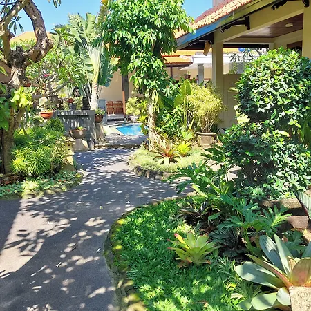 Hotel Flamboyan Kuta