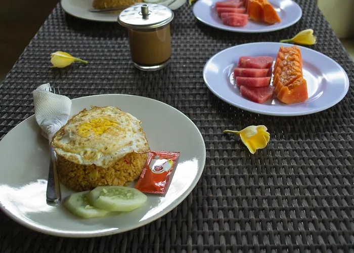 Guest house Flamboyan 2*