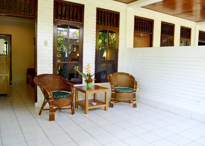 Flamboyan 2*