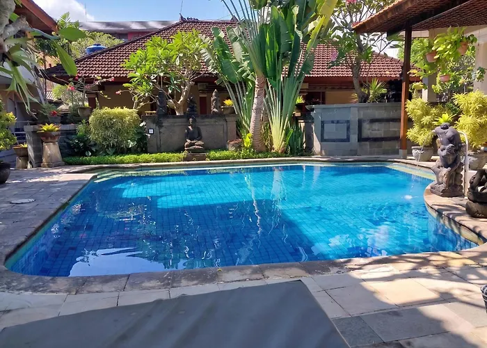 Flamboyan 2* Kuta (Bali)